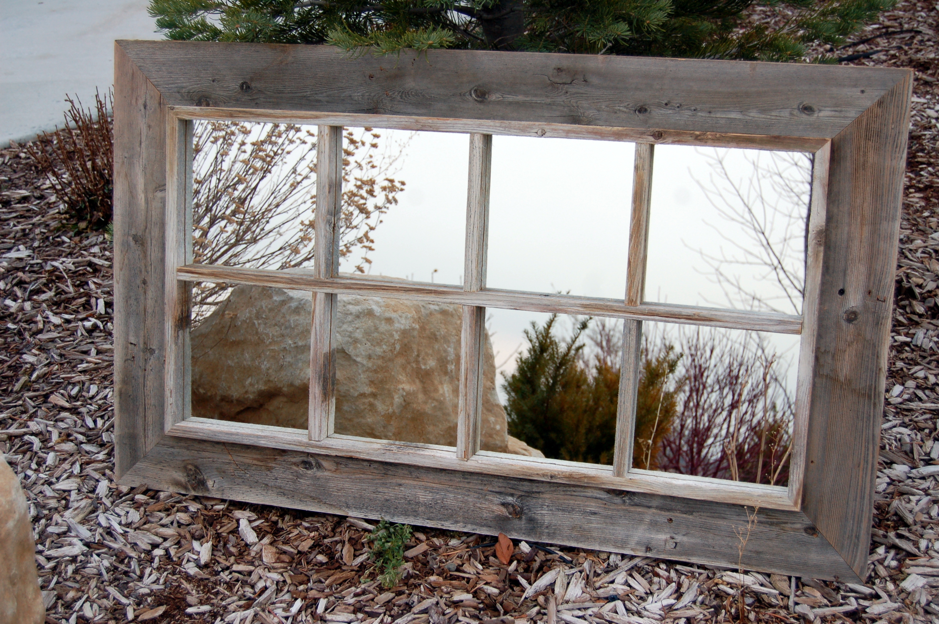 Rustic Wood Windows Decor Ideas